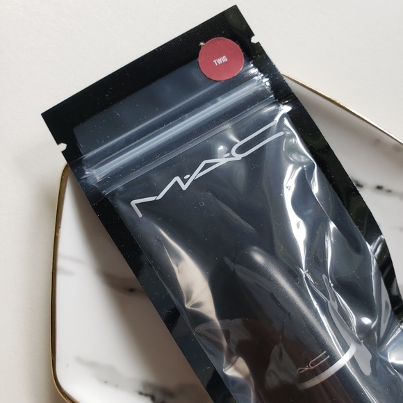 M.A.C. Mini Cosmetics Satin Lipstick 
In Twig - Picture 4 of 5